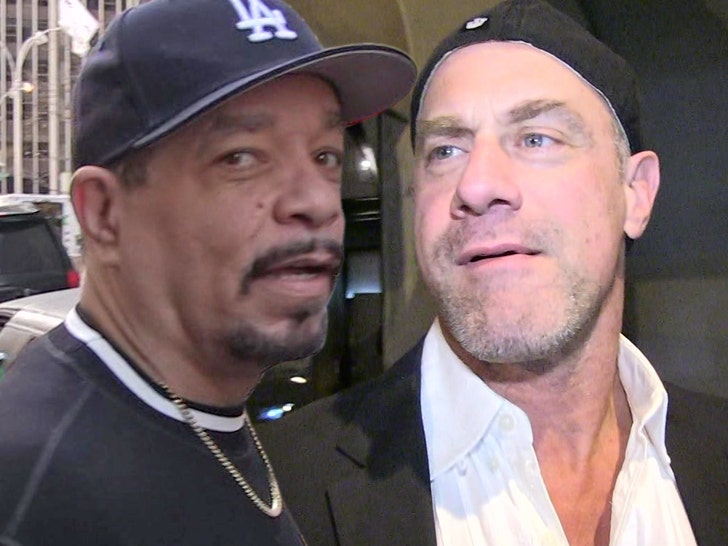 Starurile SVU Ice-T și Christopher Meloni Slam Feud Voices