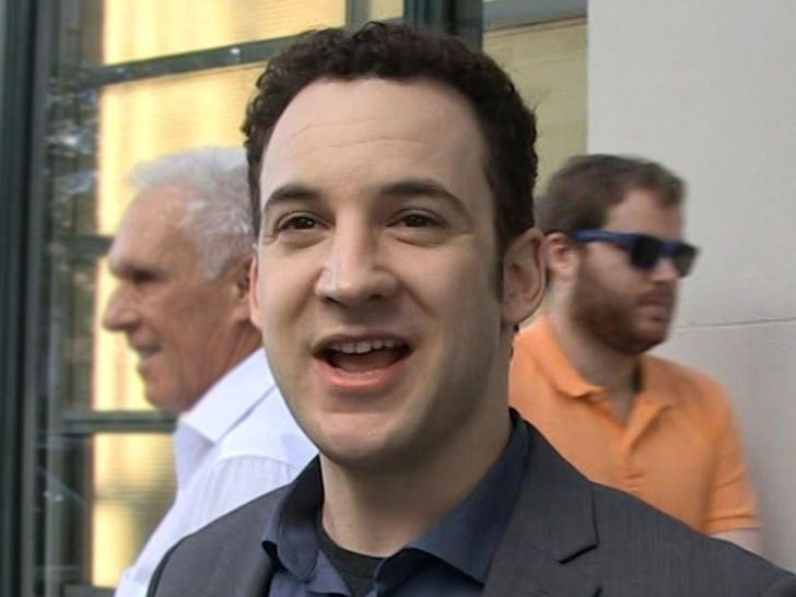 Starul „Boy Meets World”, Ben Savage, candidează pentru Congresul SUA
