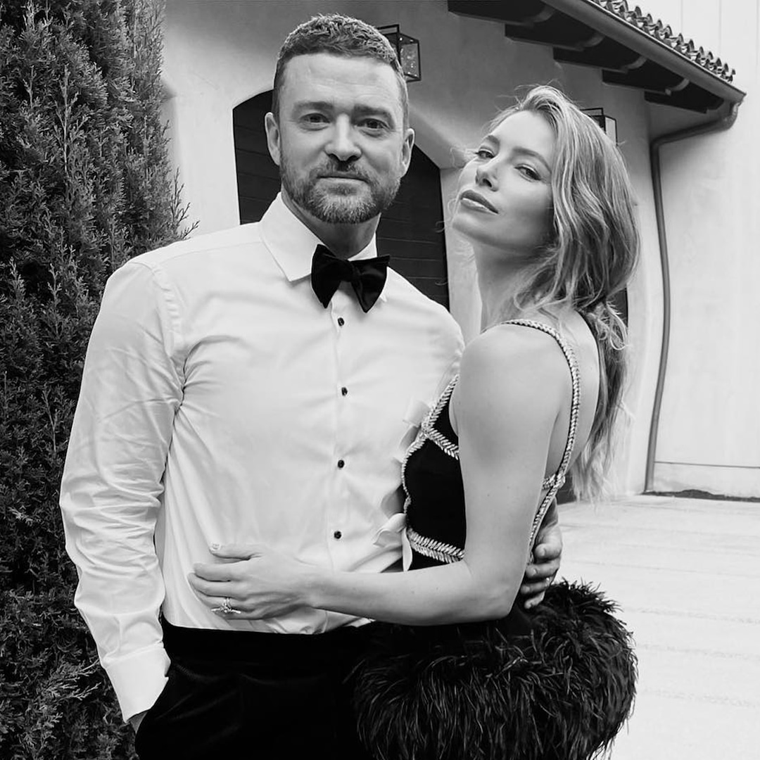 Cry a River Over Justin Timberlake, albumul Sweet Family al lui Jessica Biel