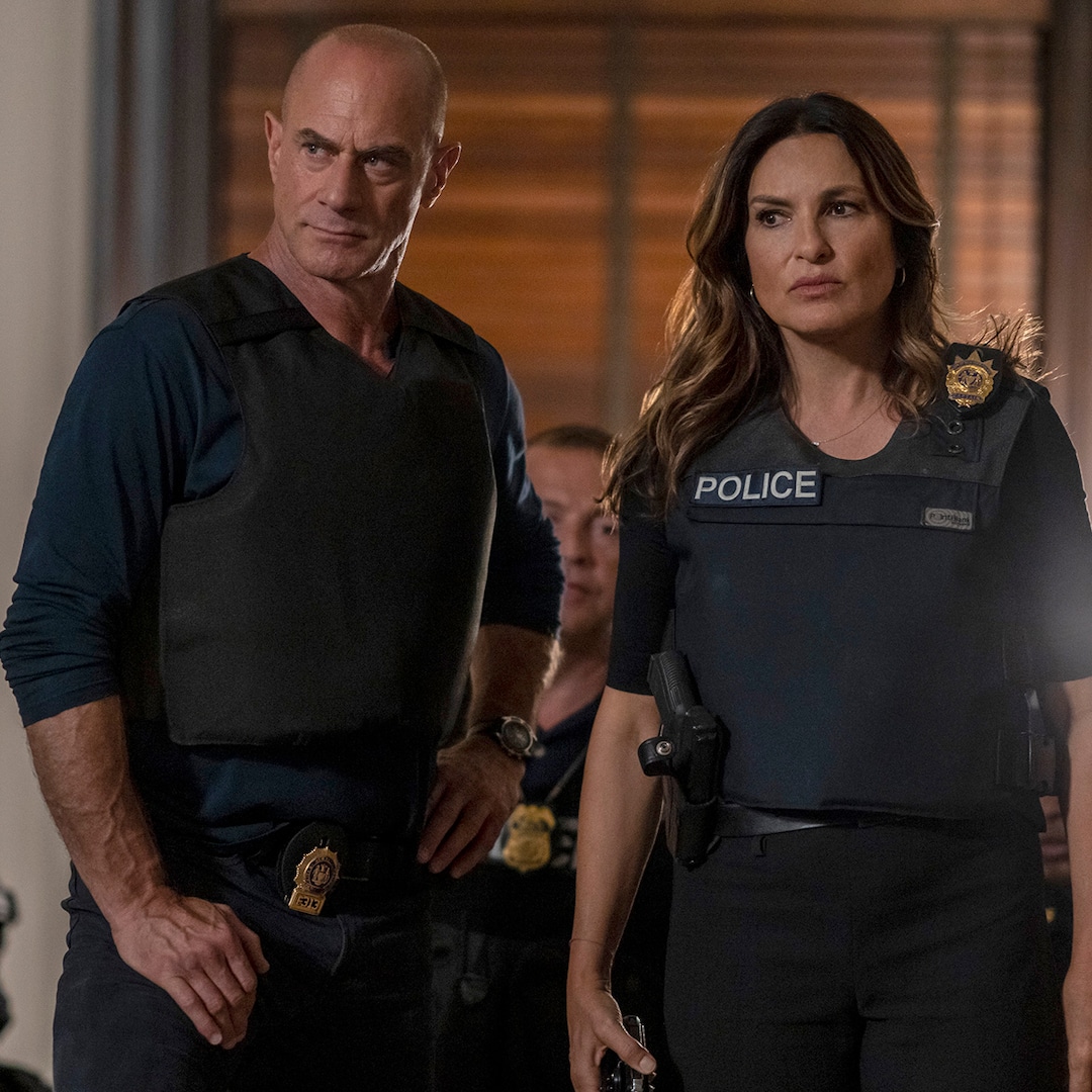 Urmăriți-l pe Christopher Meloni cum se face la grătar pentru Benson și Stabler Kiss