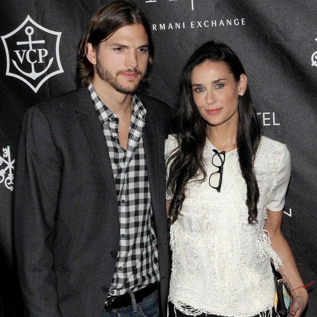 Ashton Kutcher își amintește de avortul spontan „foarte dureros” al lui Demi Moore