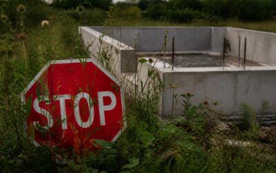 Noi reguli pentru construcțiile fără autorizație: taxe de zece ori mai mari și un an termen de conformare