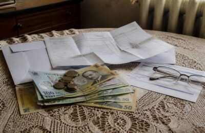 Pensia medie de invaliditate a coborât la 1.071 de lei, cu 48 de lei sub nivelul de anul trecut